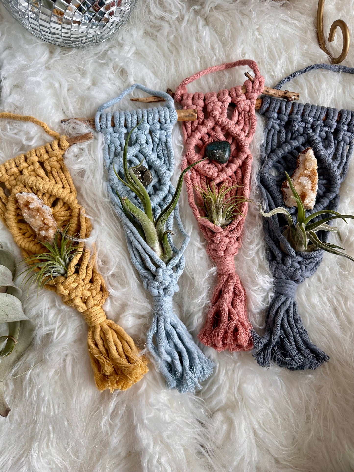 Colgador de macramé para plantas de aire