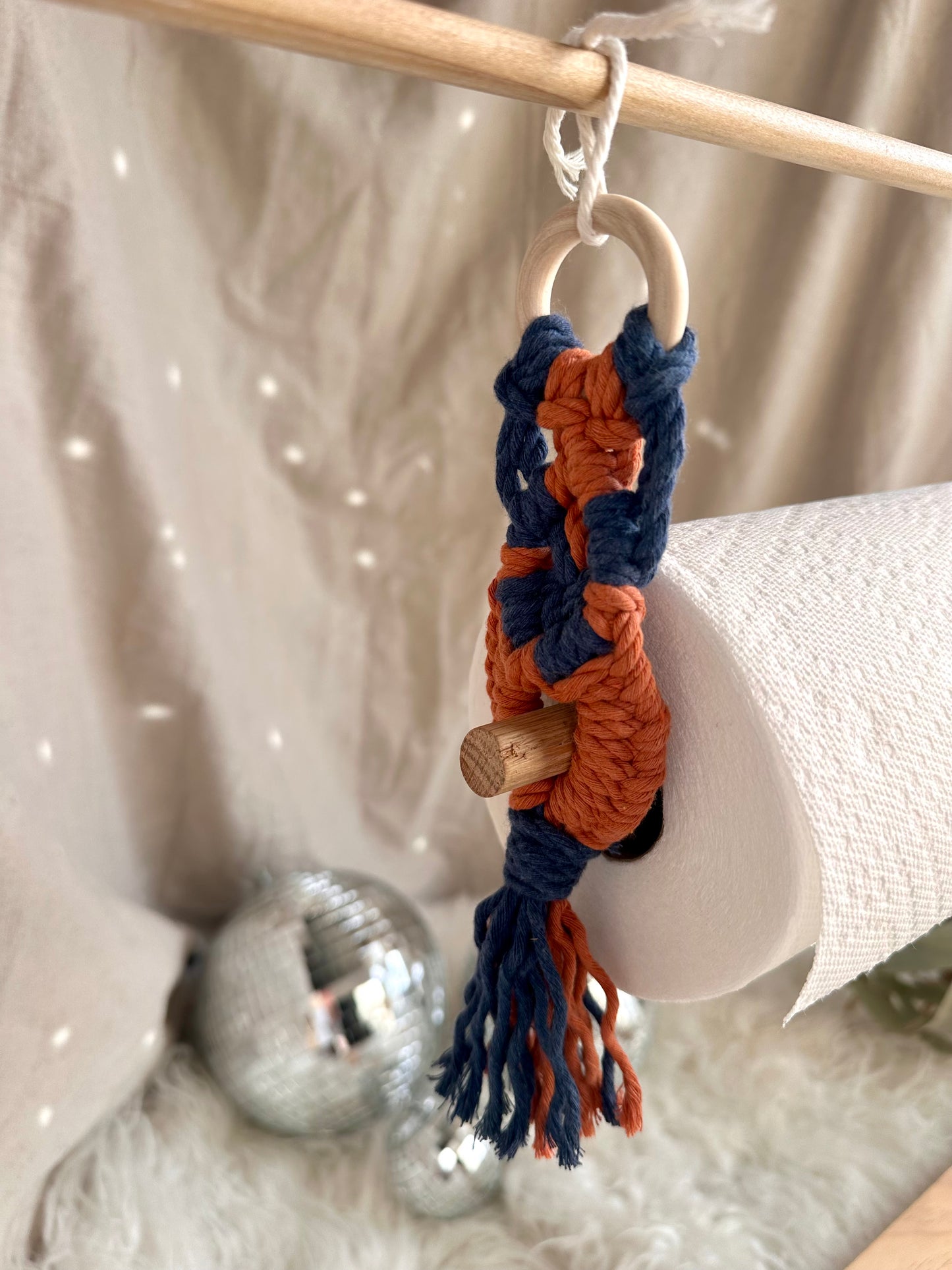 Porte-serviettes en papier macramé