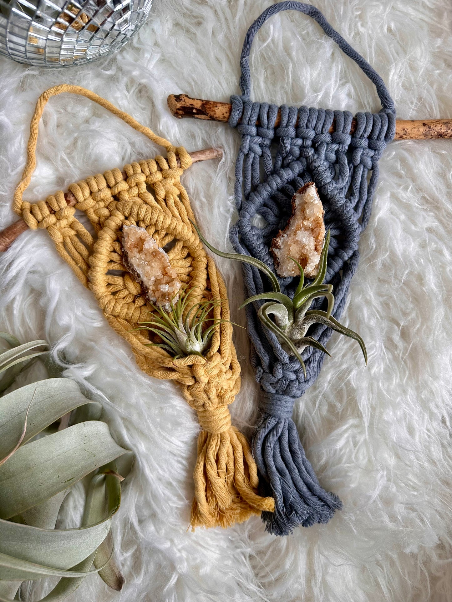 Colgador de macramé para plantas de aire