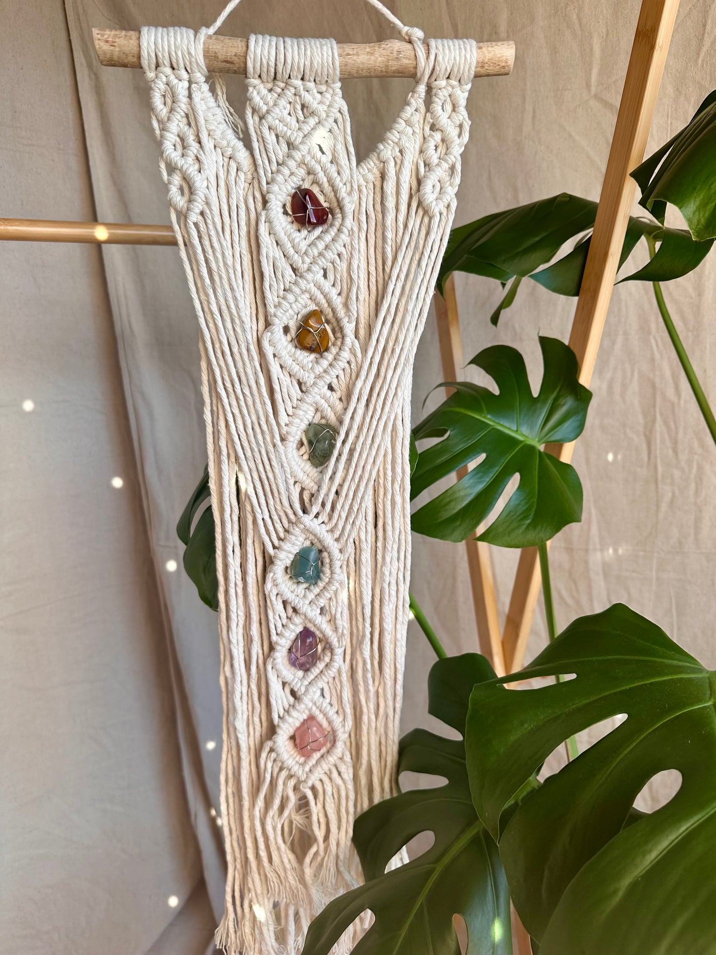 Colgante de pared de macramé de chakra pequeño